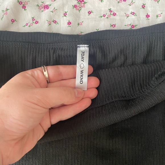 top - Picture 4 of 9